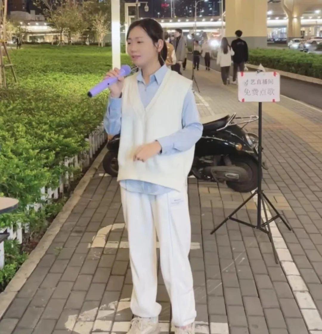 抖音可以直播賣貨_抖音開(kāi)直播不賣貨能賺錢嗎_抖音直播賣貨真的能賺錢嗎